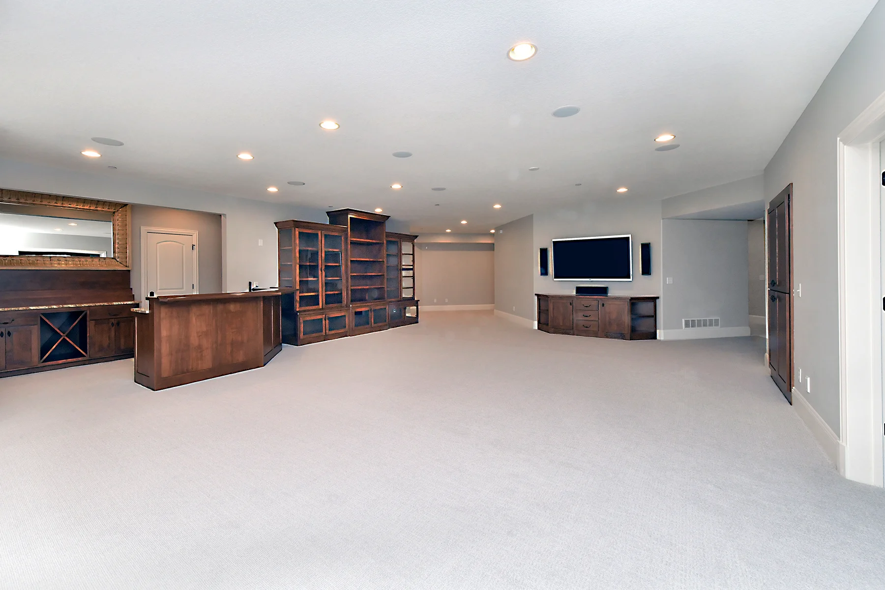 350 Calamus Circle LL 3 MLS.jpg