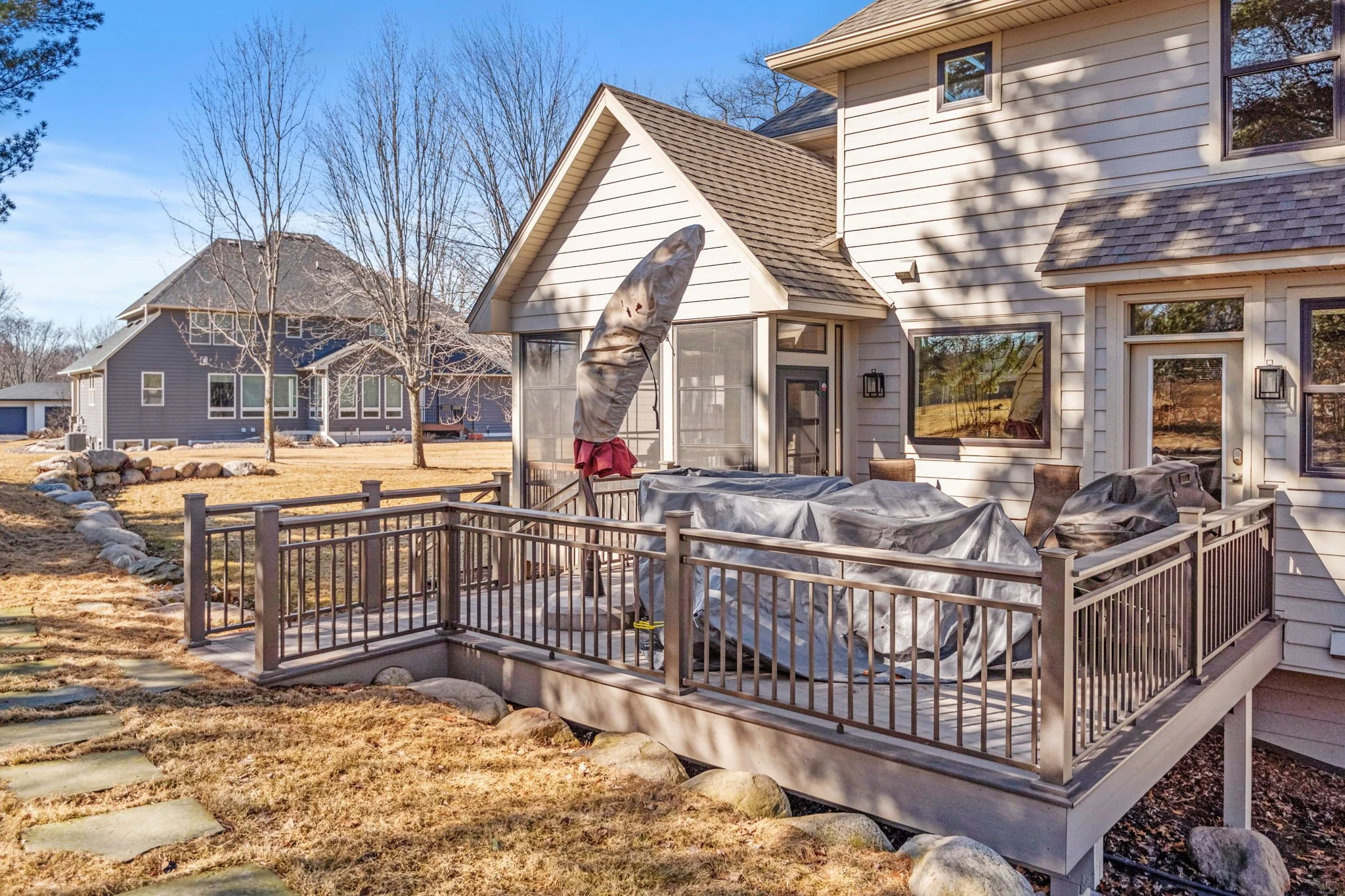 9-web-or-mls-14835 9th Ave-9.jpg