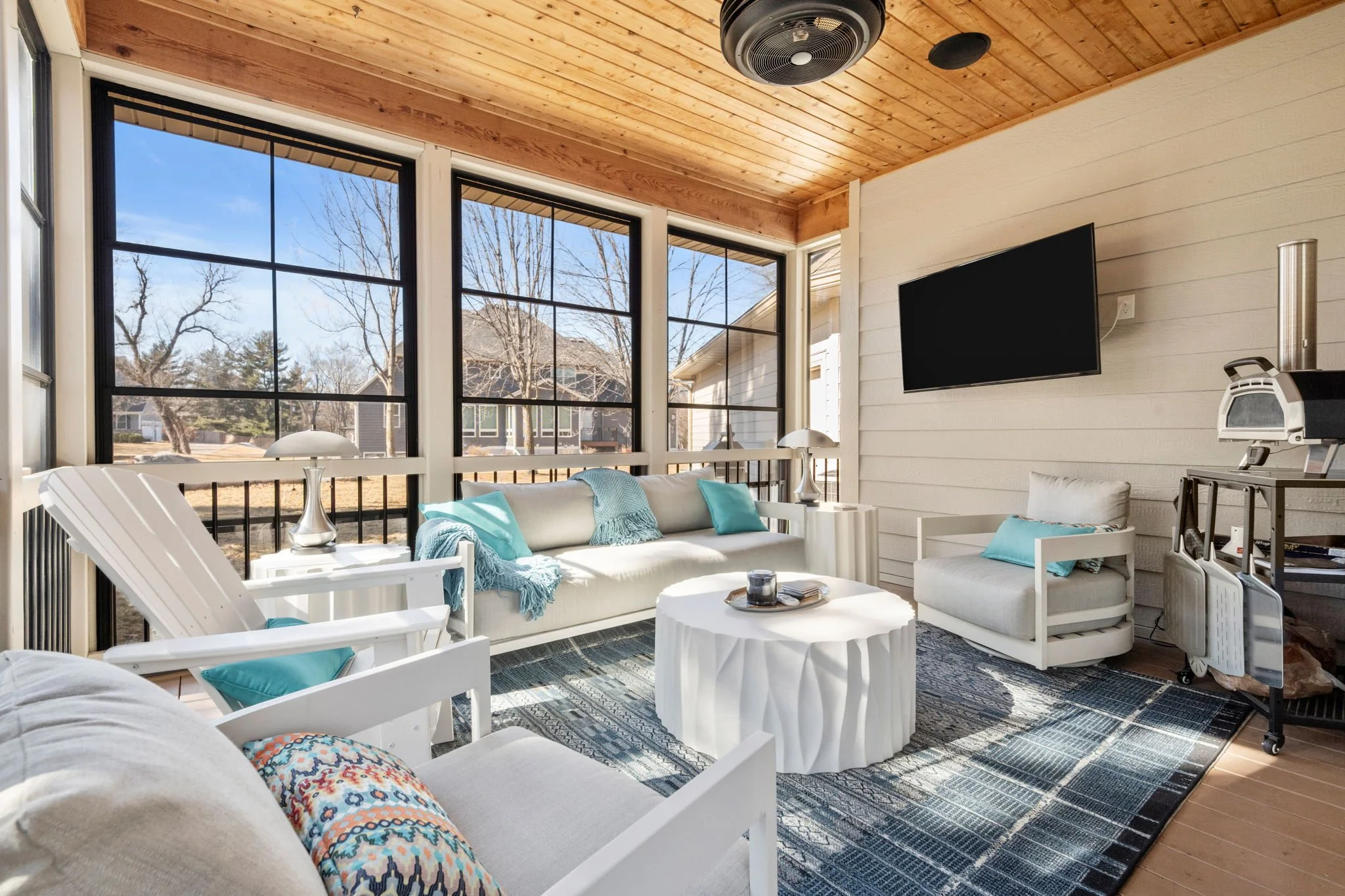 23-web-or-mls-14835 9th Ave-23.jpg