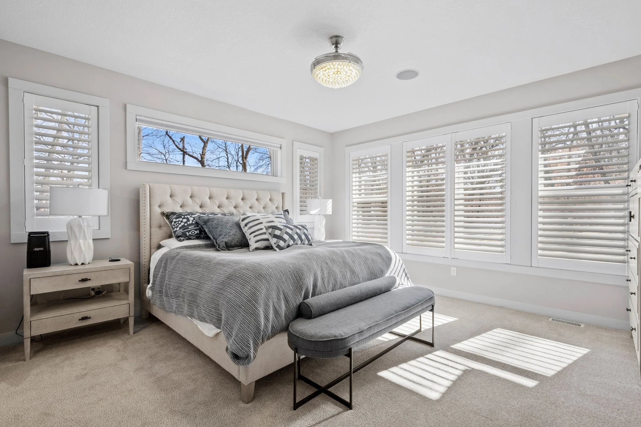 40-web-or-mls-14835 9th Ave-40.jpg