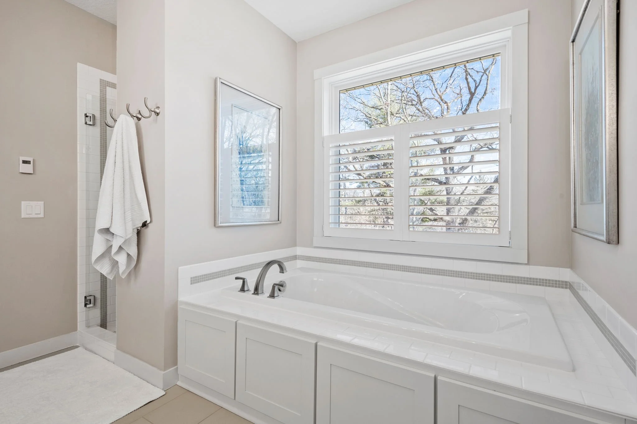 42-web-or-mls-14835 9th Ave-42.jpg