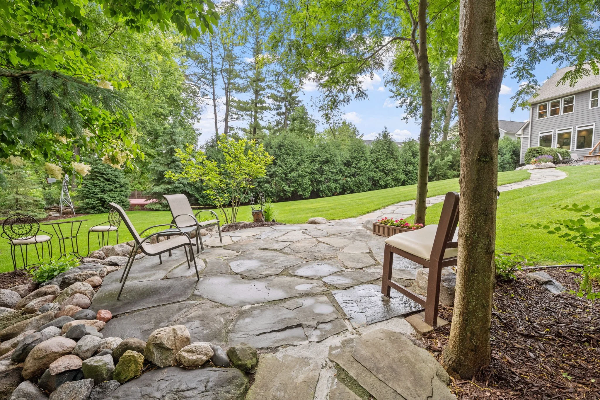 11-web-or-mls-221 George St-11.jpg