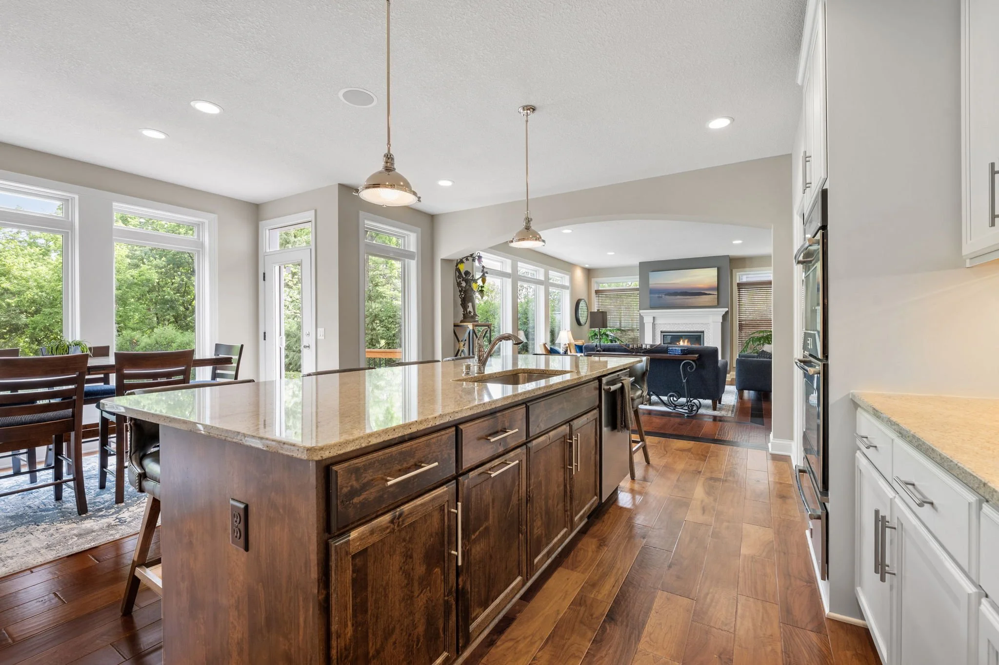 44-web-or-mls-221 George St-44.jpg