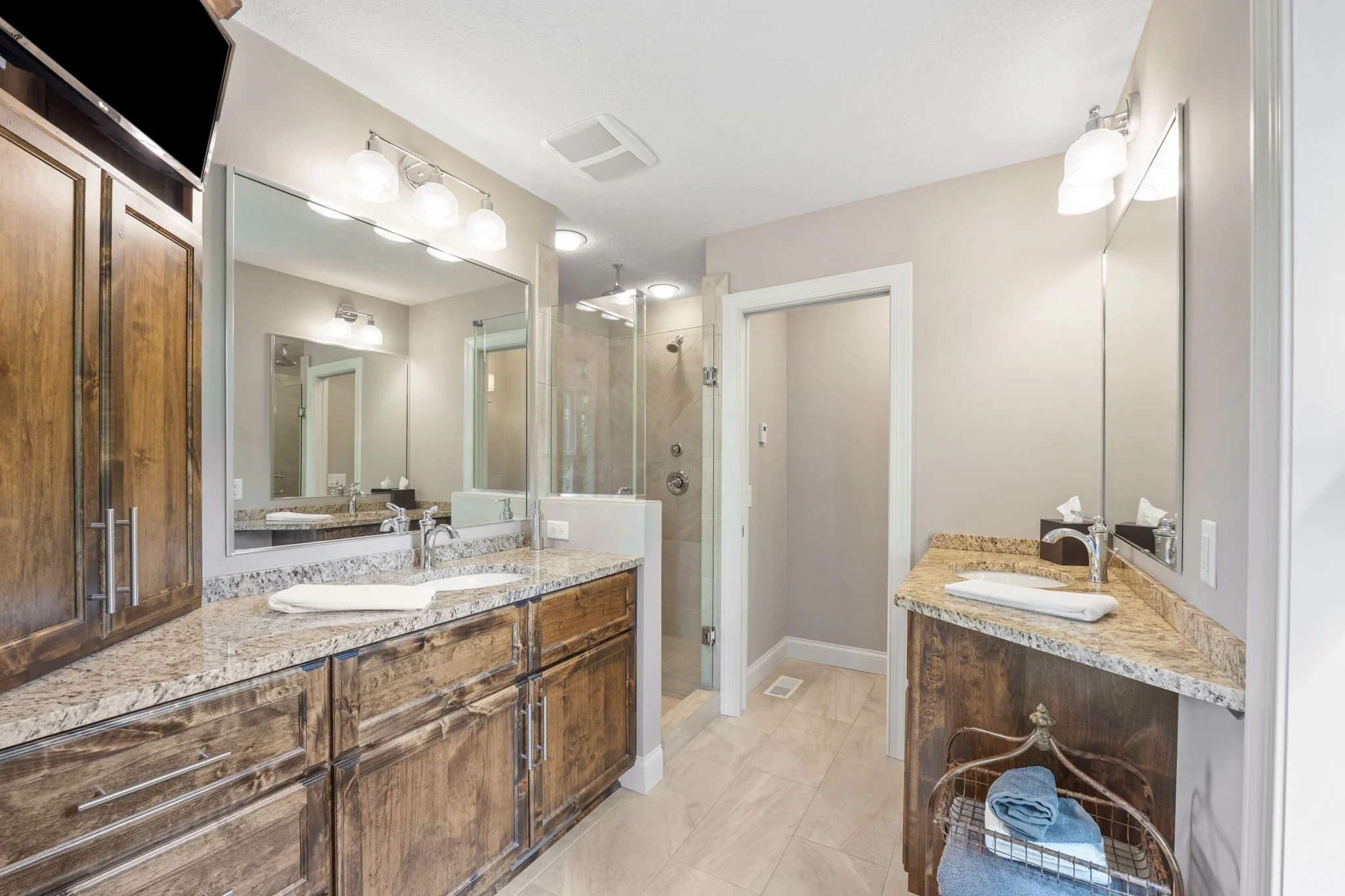 64-web-or-mls-221 George St-64.jpg