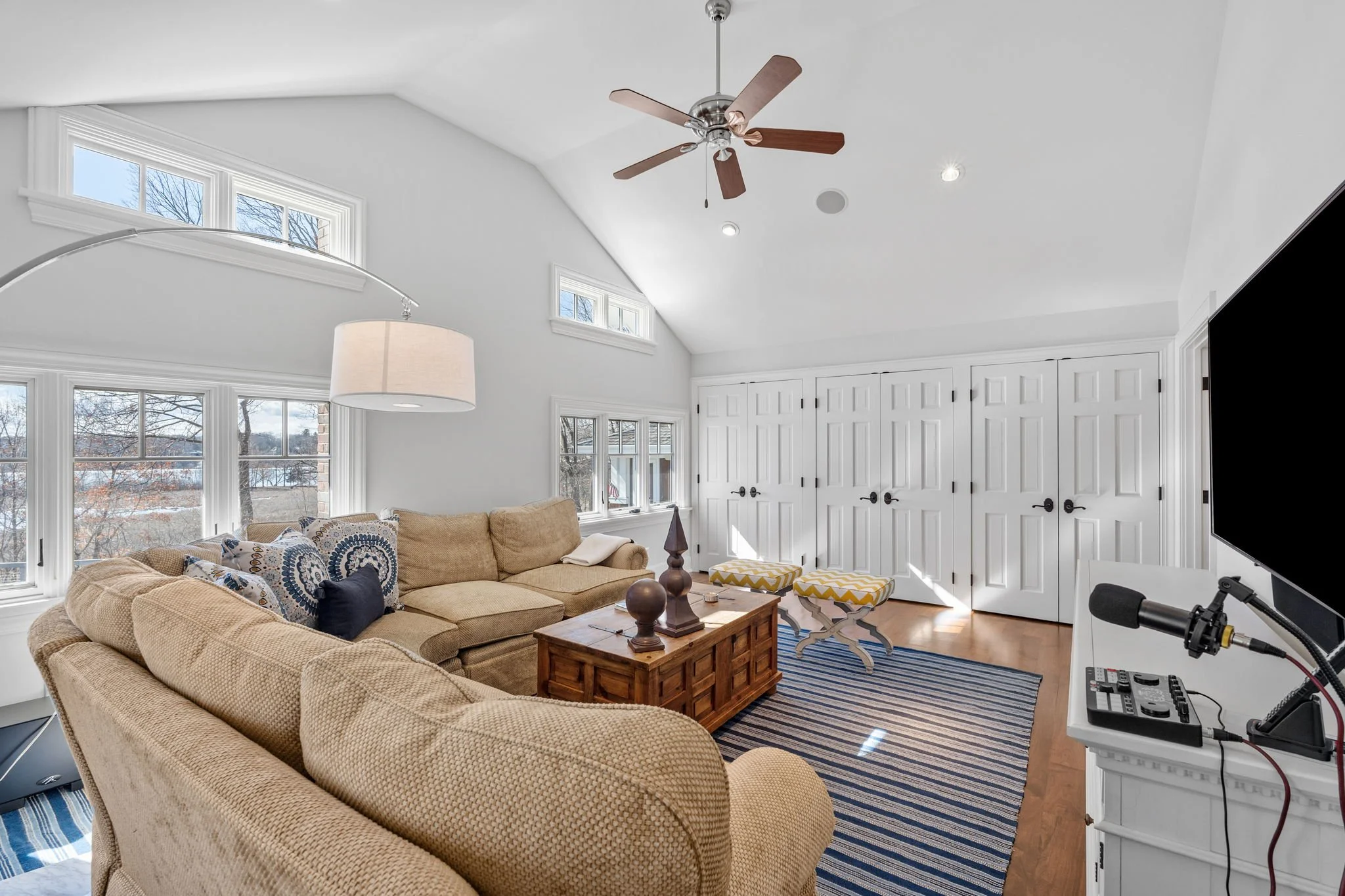 95-web-or-mls-2875 Gale Rd-116.jpg