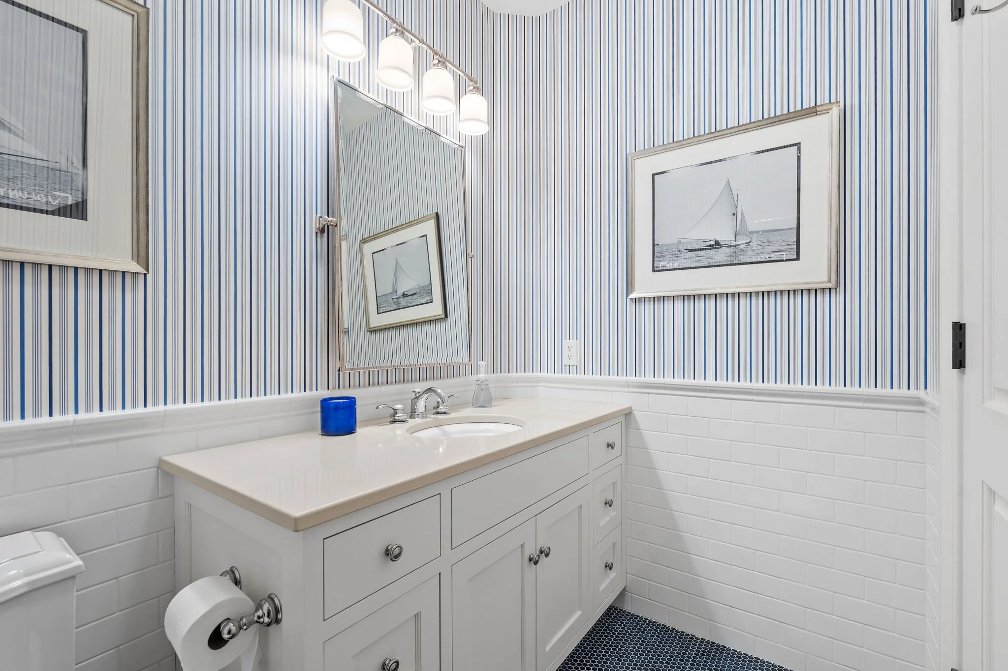 118-web-or-mls-2875 Gale Rd-101.jpg