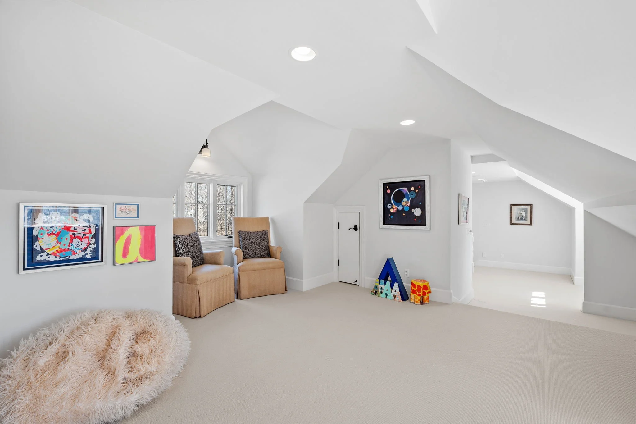 122-web-or-mls-2875 Gale Rd-110.jpg