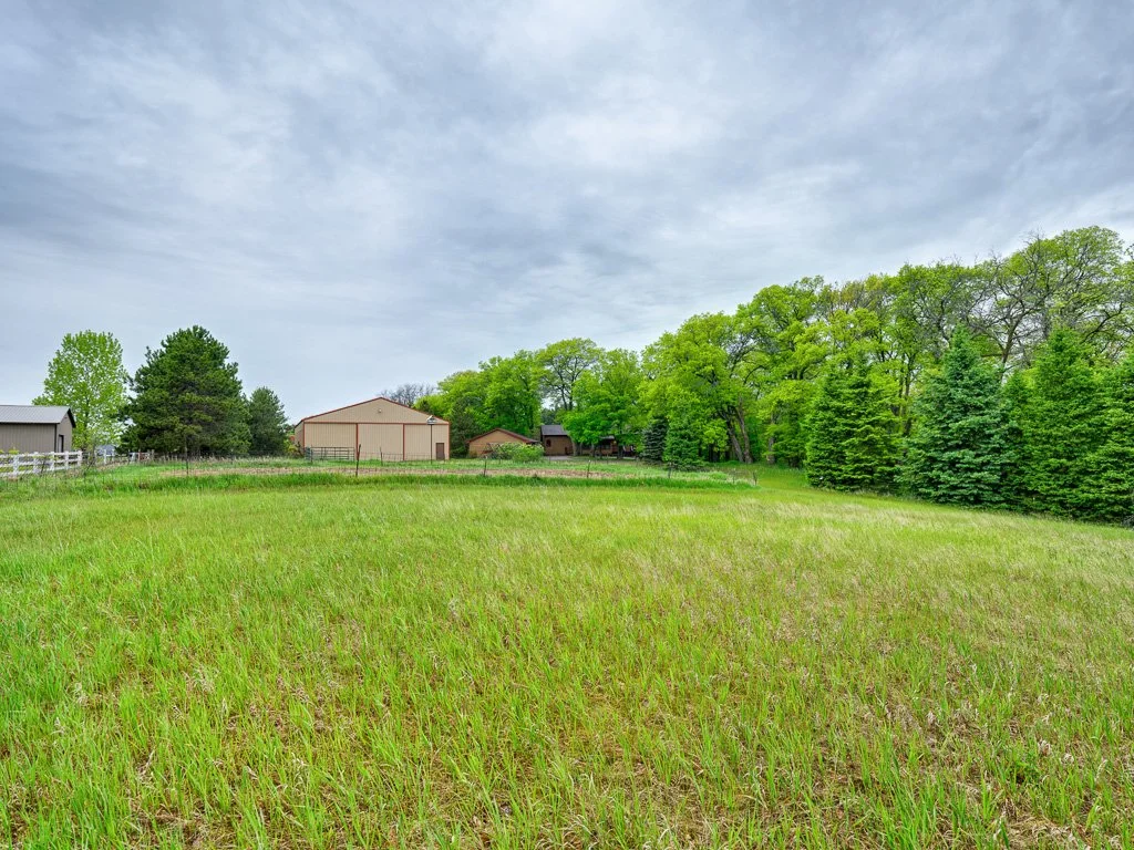 30 - Front Yard.jpg
