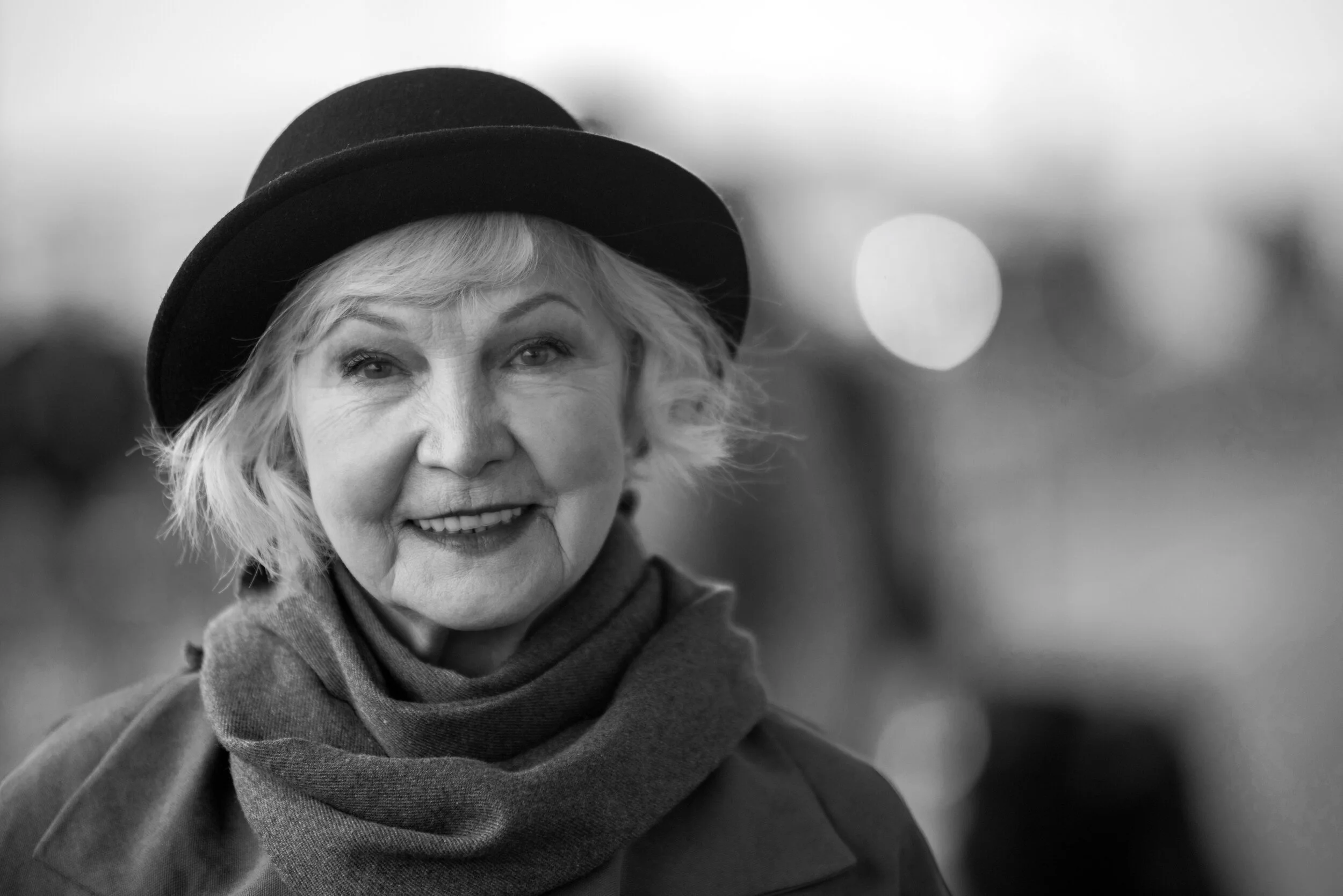 Navigating Selfishness and Selflessness in Relationship