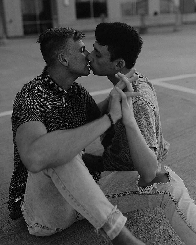 Our souls speak a language that is beyond human understanding. A connection so rare the universe won't let us part.
-Nikki Rowe
.
.
.
#jennferrick #jennferrickphotography #photographer #pride #samesex #samesexcouple #partners #love #authenticlove #be
