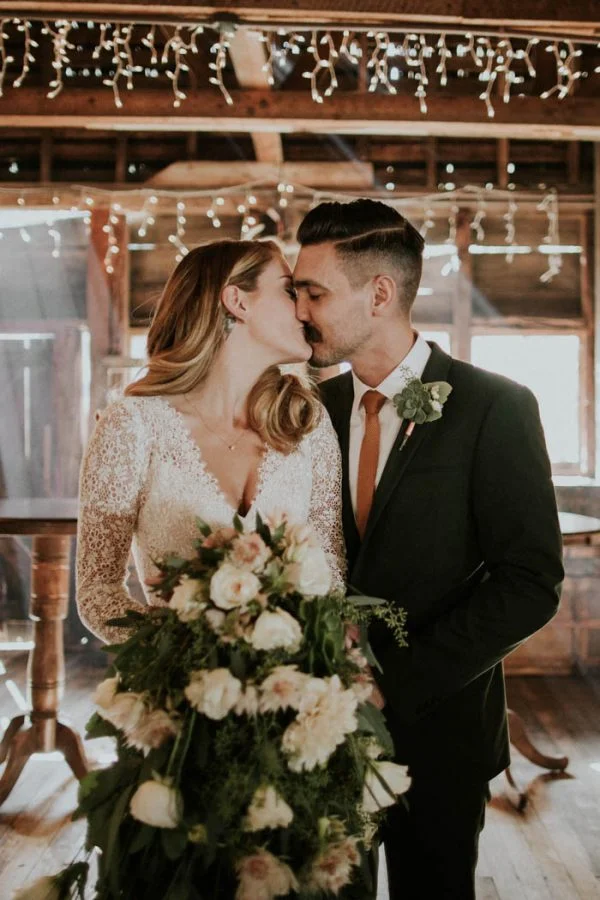 Vintage-Rustic-California-Wedding-at-Baileys-Palomar-Resort-Jaicee-Morgan-13-600x900.jpg