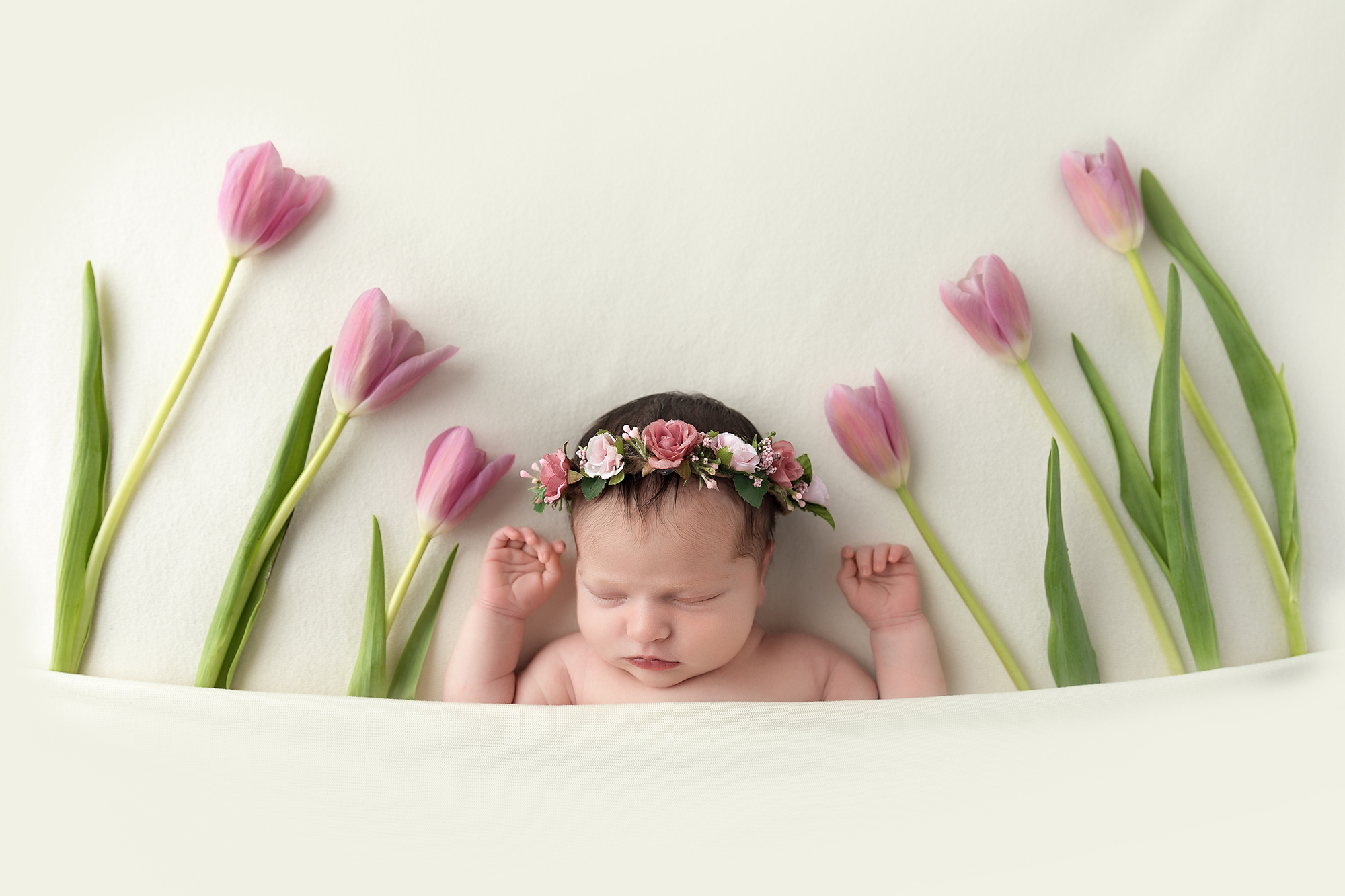 langley-newborn-photographer-tulips-flowers.jpg