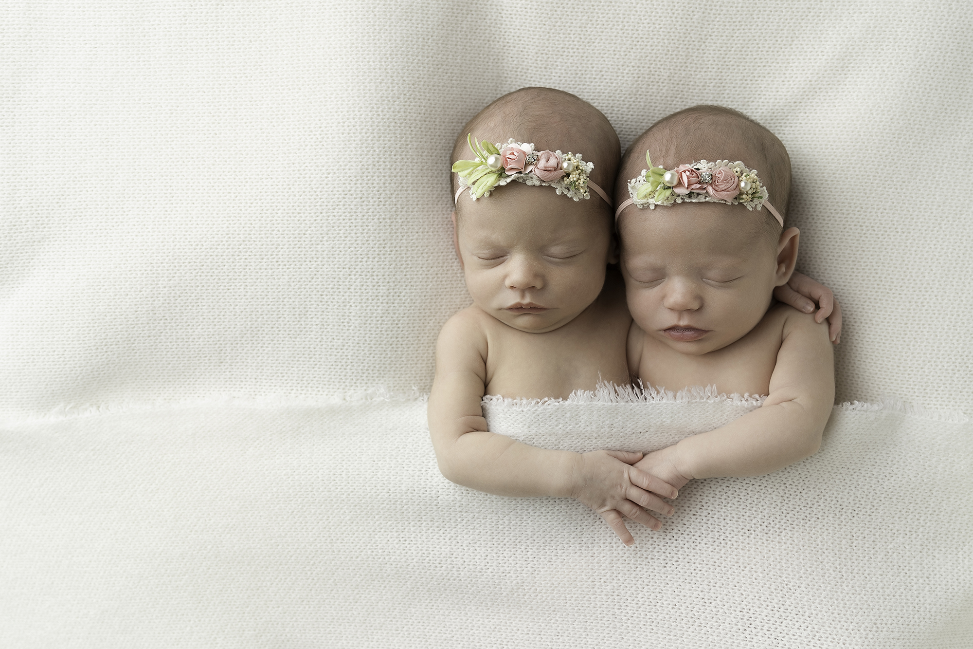 langley-newborn-photographer-twin-girls.jpg