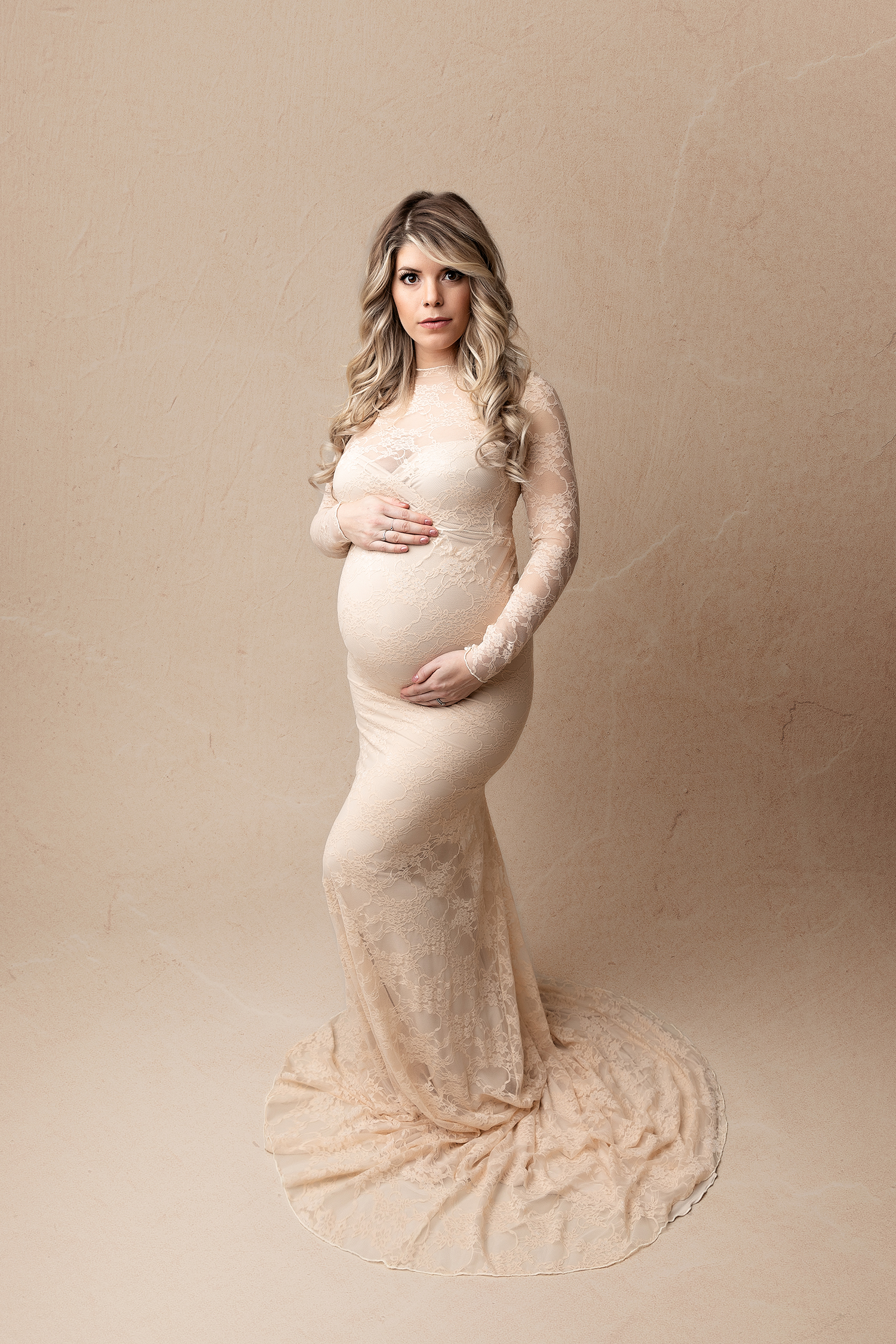 fine-art-maternity-photographer-surrey.jpg