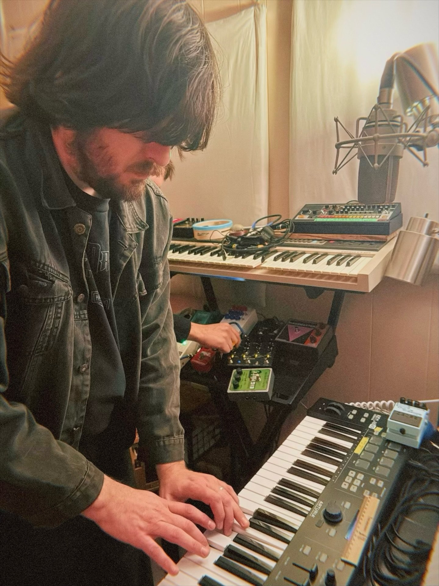 studio keys tidbits 🎹 new song soon