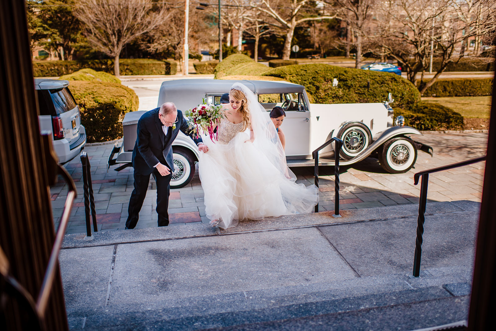 NYIT de Seversky Mansion Wedding bride and father come to a chur