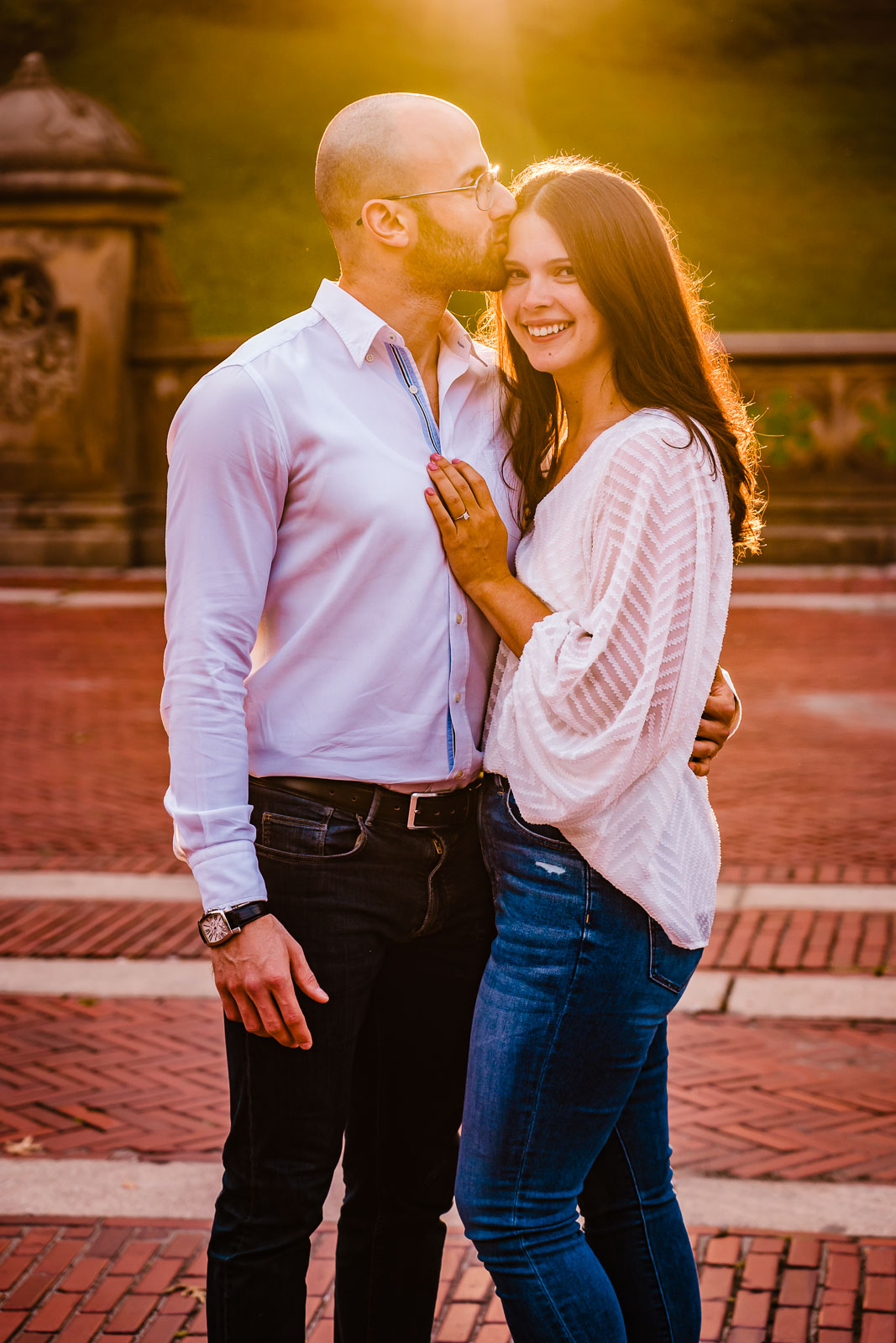 Couple's portrait at sunset in Central Park