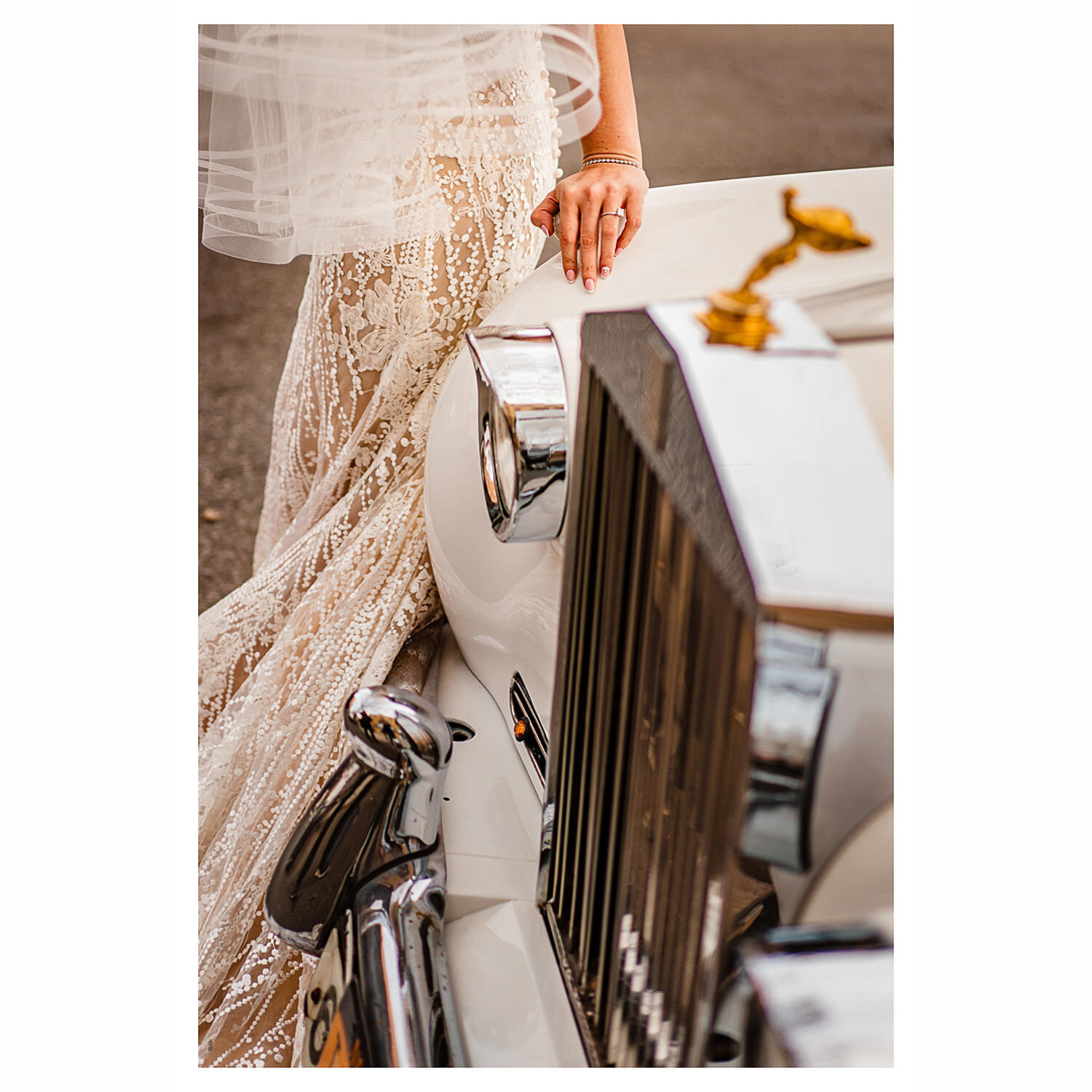 Bride dress, rigns, and limo details