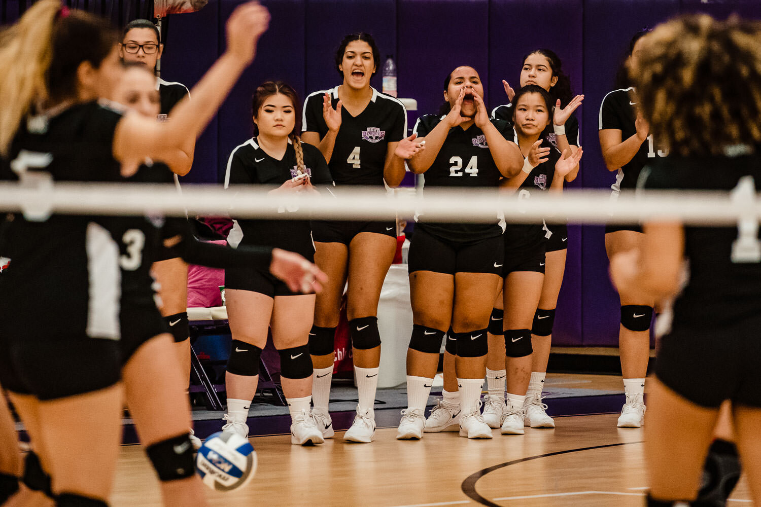 CCNY vs Hunter College in semi final game of CUNYAC Volleyball Championship