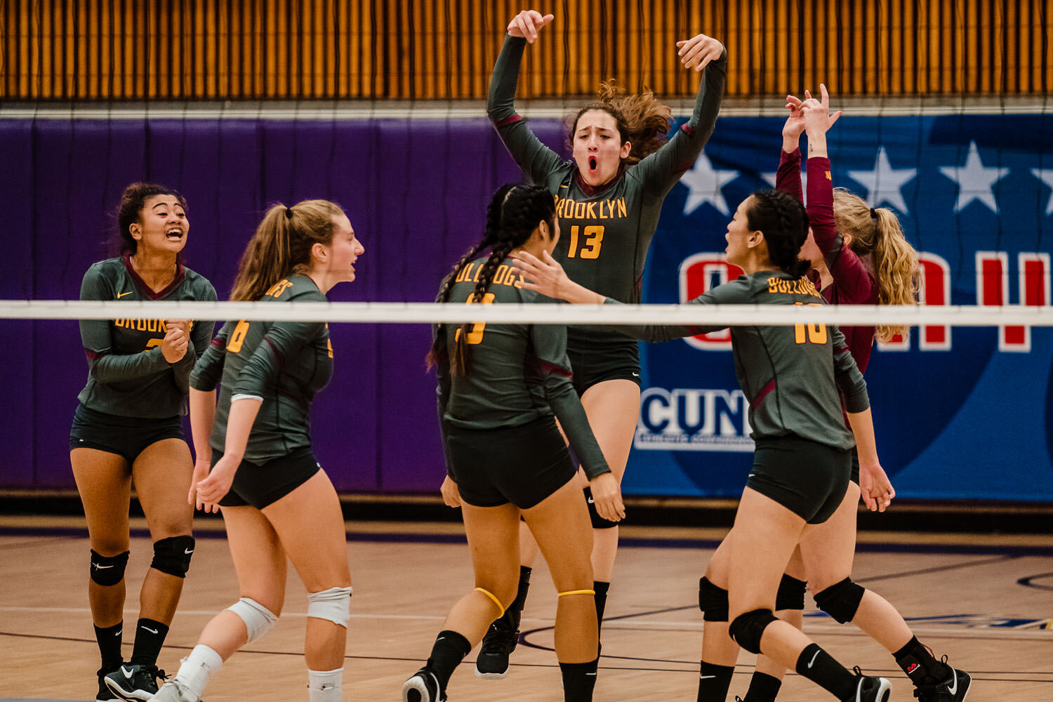 Baruch vs Brooklyn College in semi final game of CUNYAC Volleyball Championship