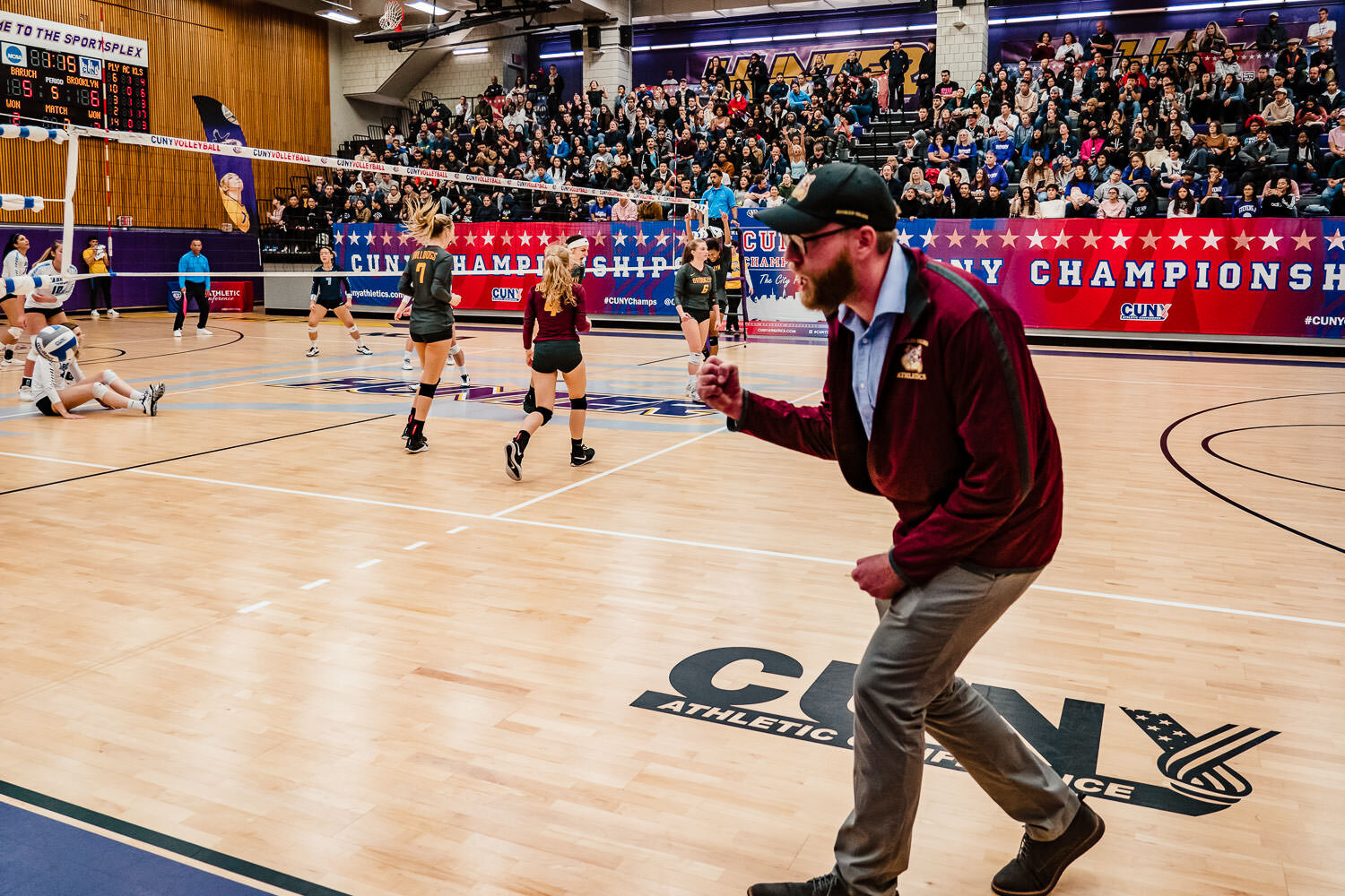 Baruch vs Brooklyn College in semi final game of CUNYAC Volleyball Championship