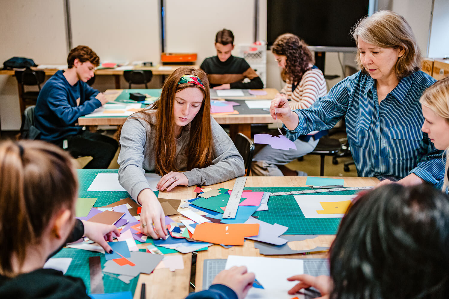 Marymount Manhattan College professor teaches a class