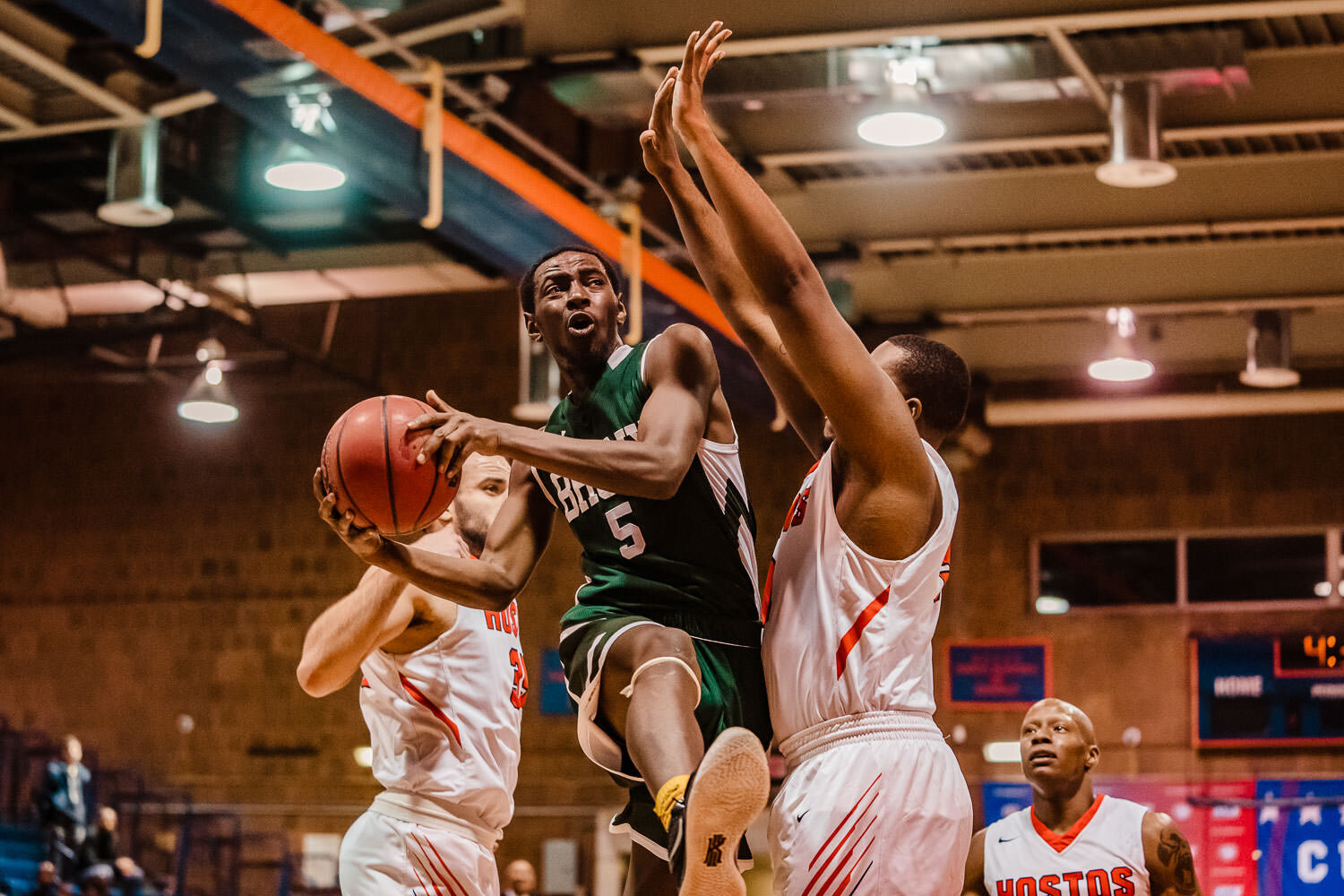 College Mens Baskebtall CUNY Athletics Conference Hostos vs Bronx