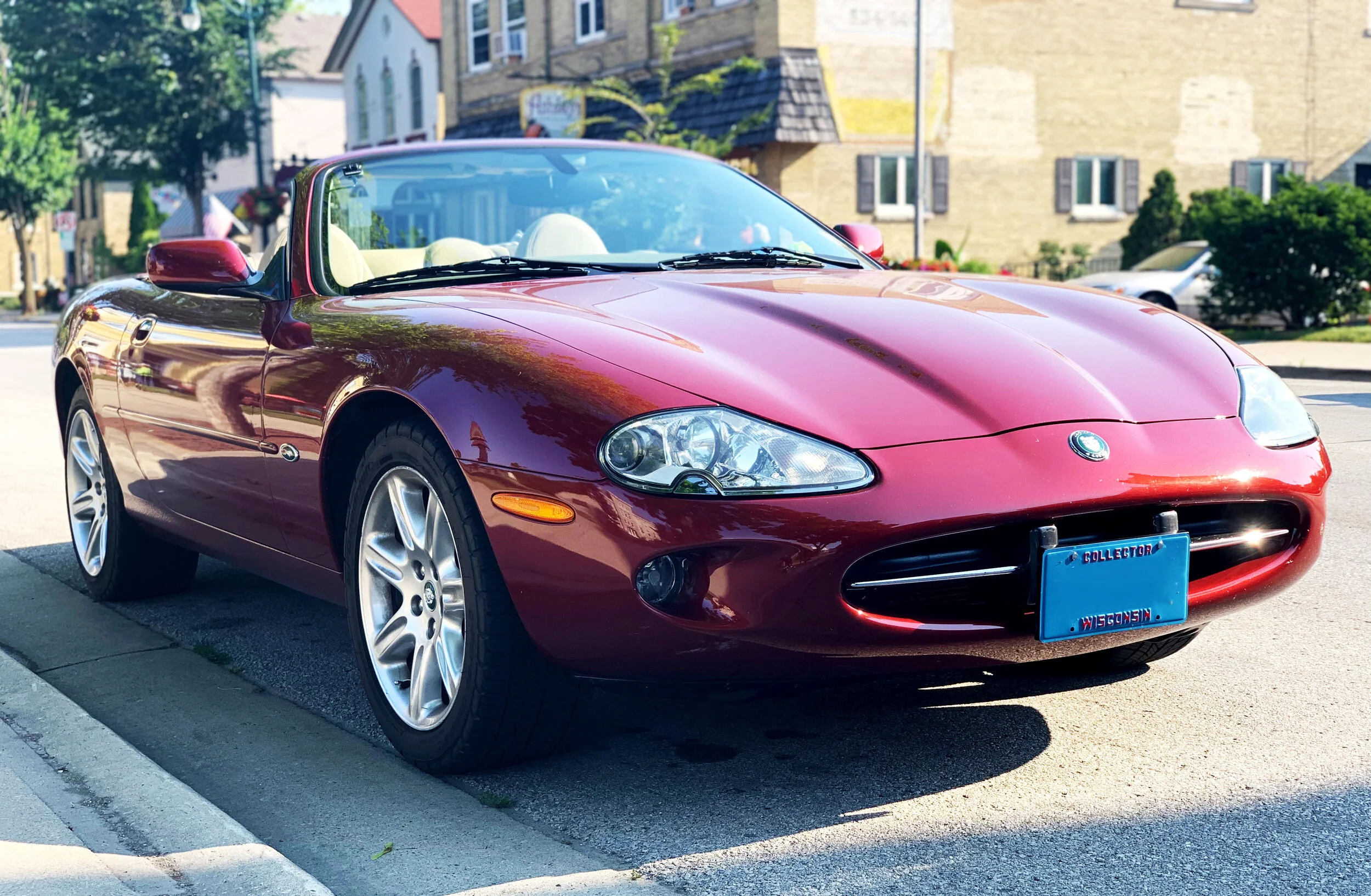 Jaguar XK8