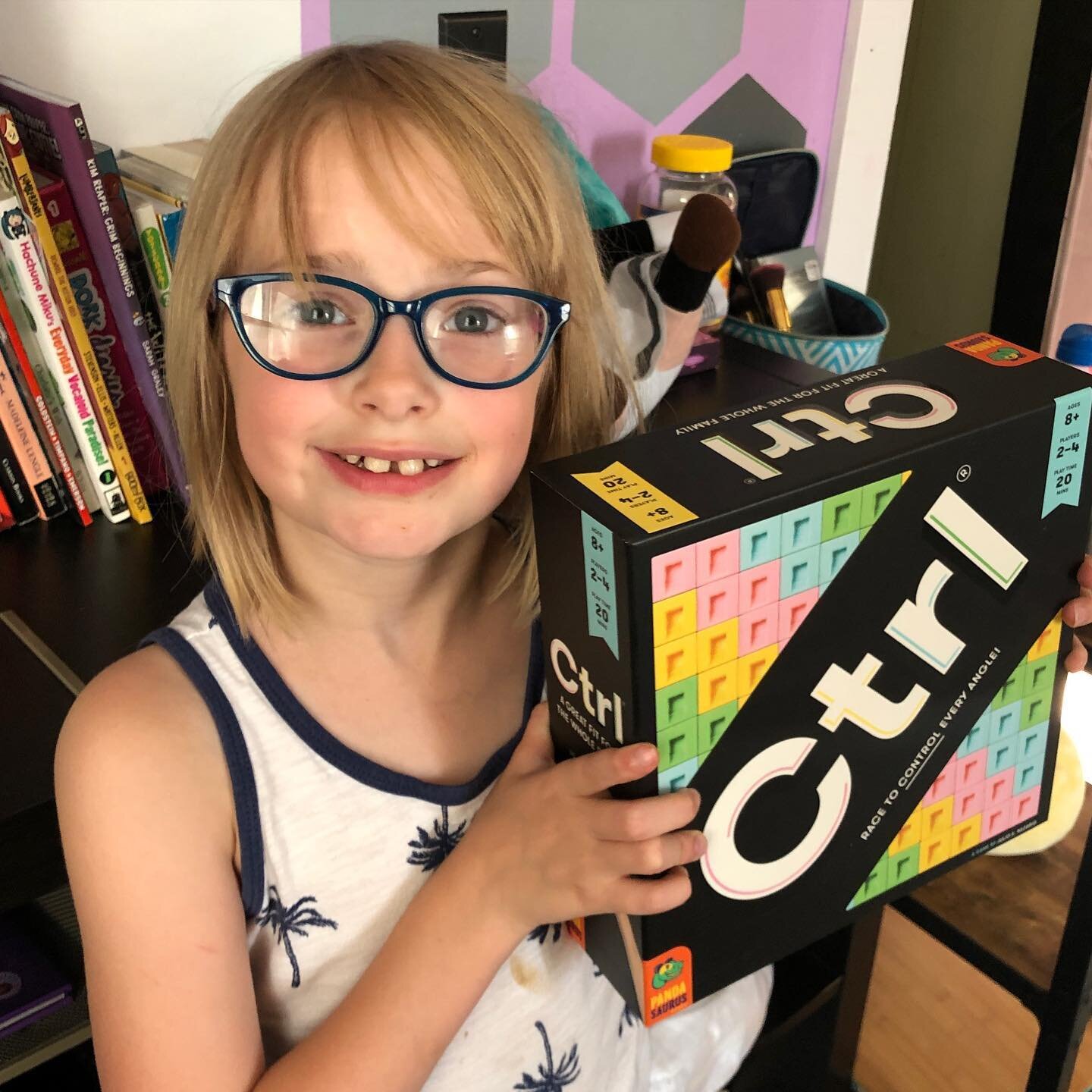 Kiera is checking out Ctrl from @pandasaurus_games tonight with the family! 

In this game you&rsquo;ll have to cover your friends (or in our case family&rsquo;s) cubes before they cover yours! This family strategy game plays in just 20 minutes and i