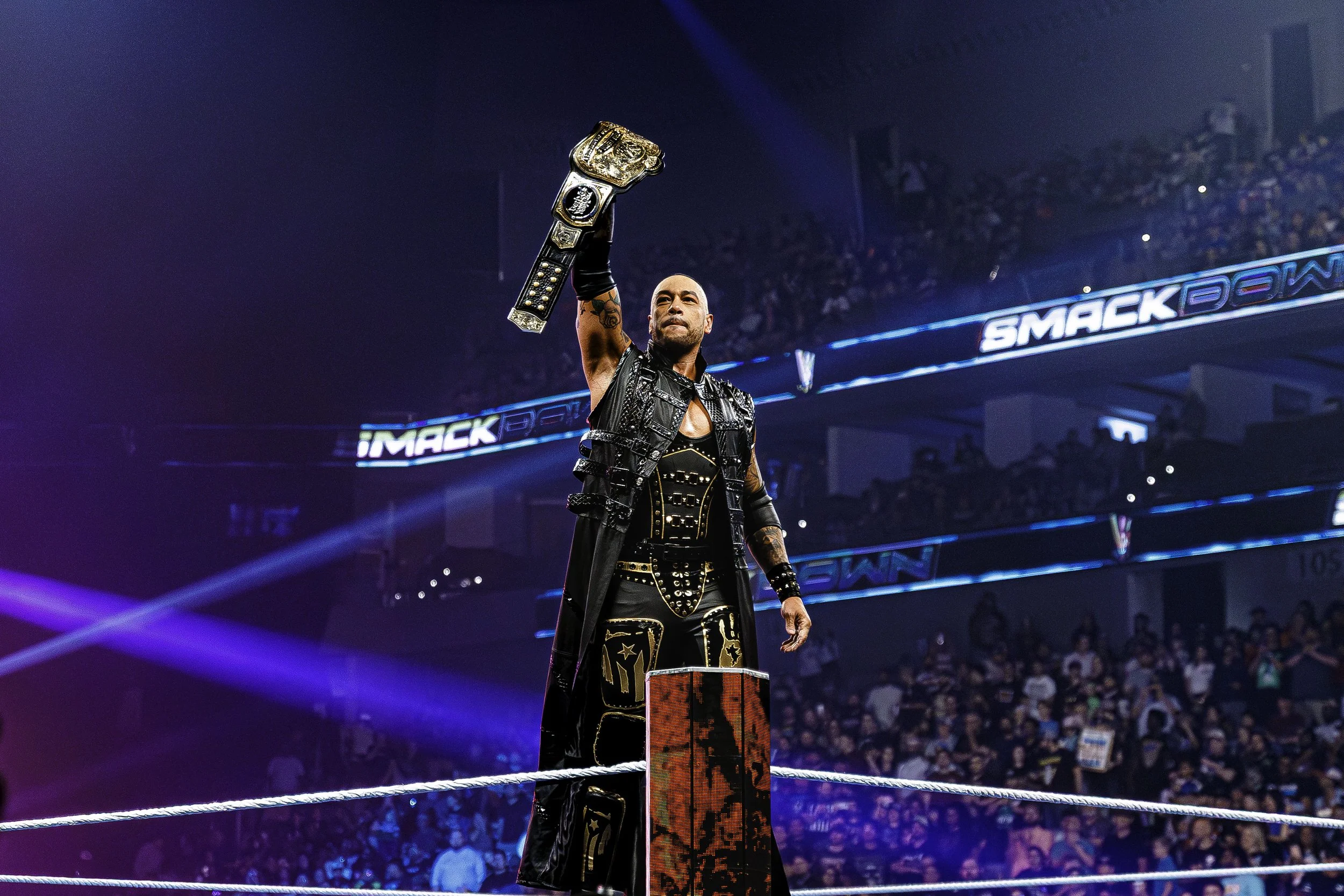 1589_WWESMACKDOWN-79.jpg