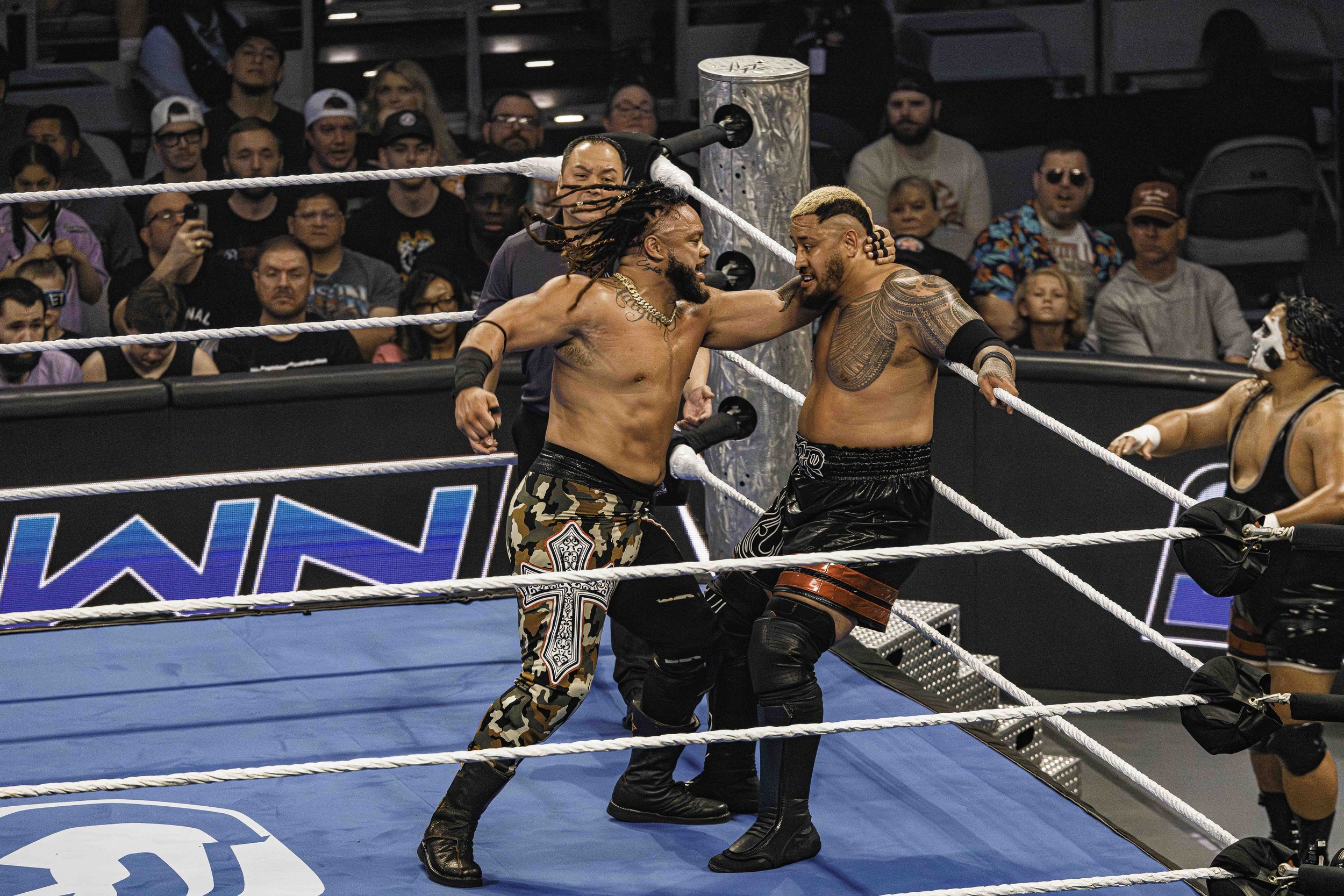 1589_WWESMACKDOWN-154.jpg