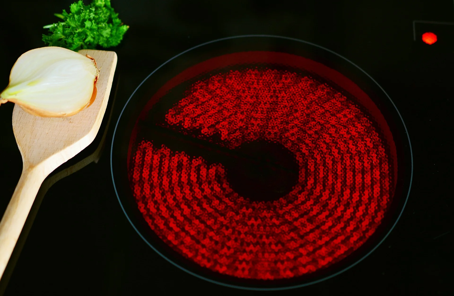 ceramic-hob-2470605_1920.jpg