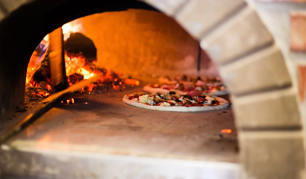 pizza-oven-2537308_1280.jpg