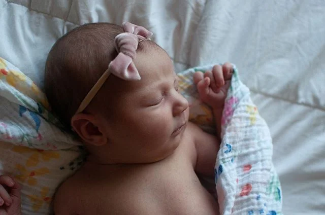 Today is my dear friend's baby shower and I can't believe she's going to be a mama in a few months. Anyone else get teary just watching their friends grow up and experience life's milestones?? I'm so excited to celebrate her sweet baby boy! Also, I'l