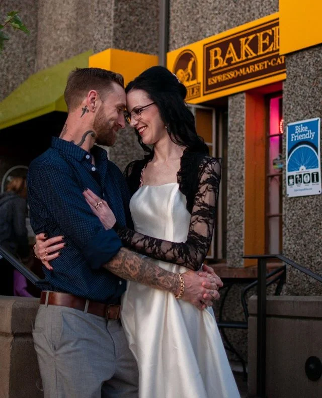 Surrounded by family and friends who traveled from near and far, Jen &amp; Kellen celebrated their marriage in hands-down the coolest spot in Springfield and I was lucky enough to be there for it. Congratulations again you two! 🥂 Full sneak peek lin