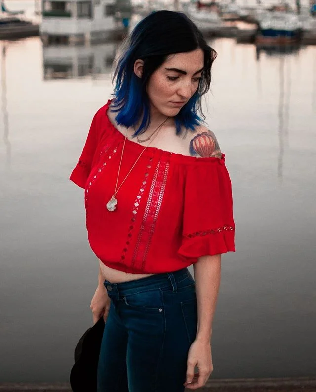 If you don't know this beautiful writer and mom of 3 you are missing out! I always come away from our time together inspired and encouraged, bringing my camera along and grabbing some updated headshots was a breeze as we talked about all the mom thin