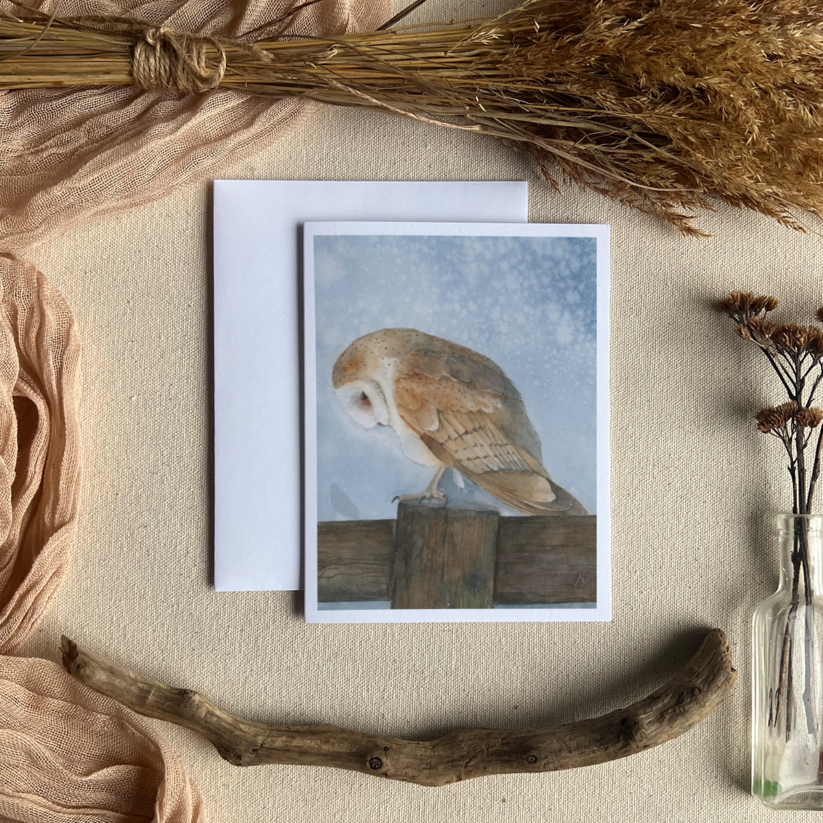 Website Card Holding Quiet.png