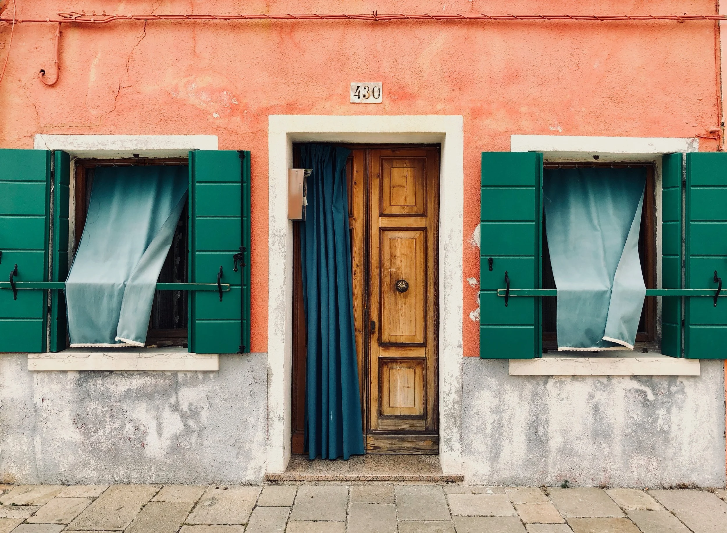 architecture-building-colors-1234422.jpg