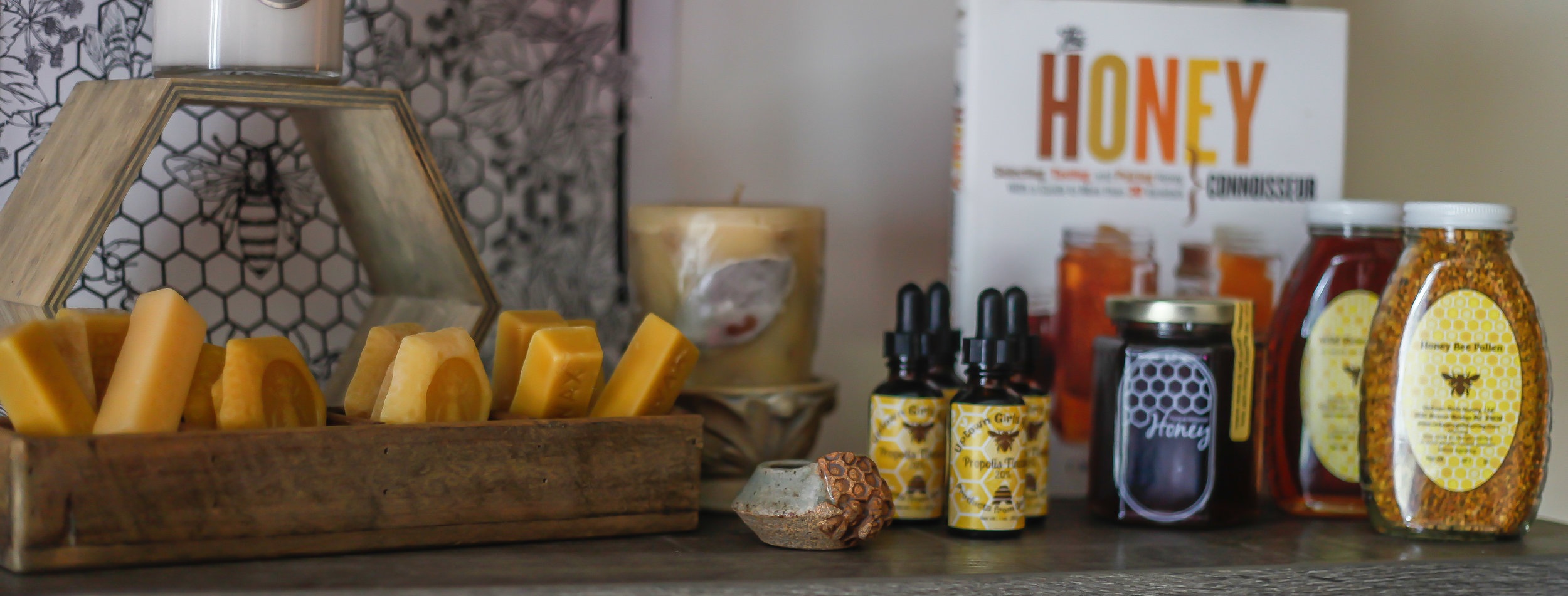 honey+pollen+propolis.jpg