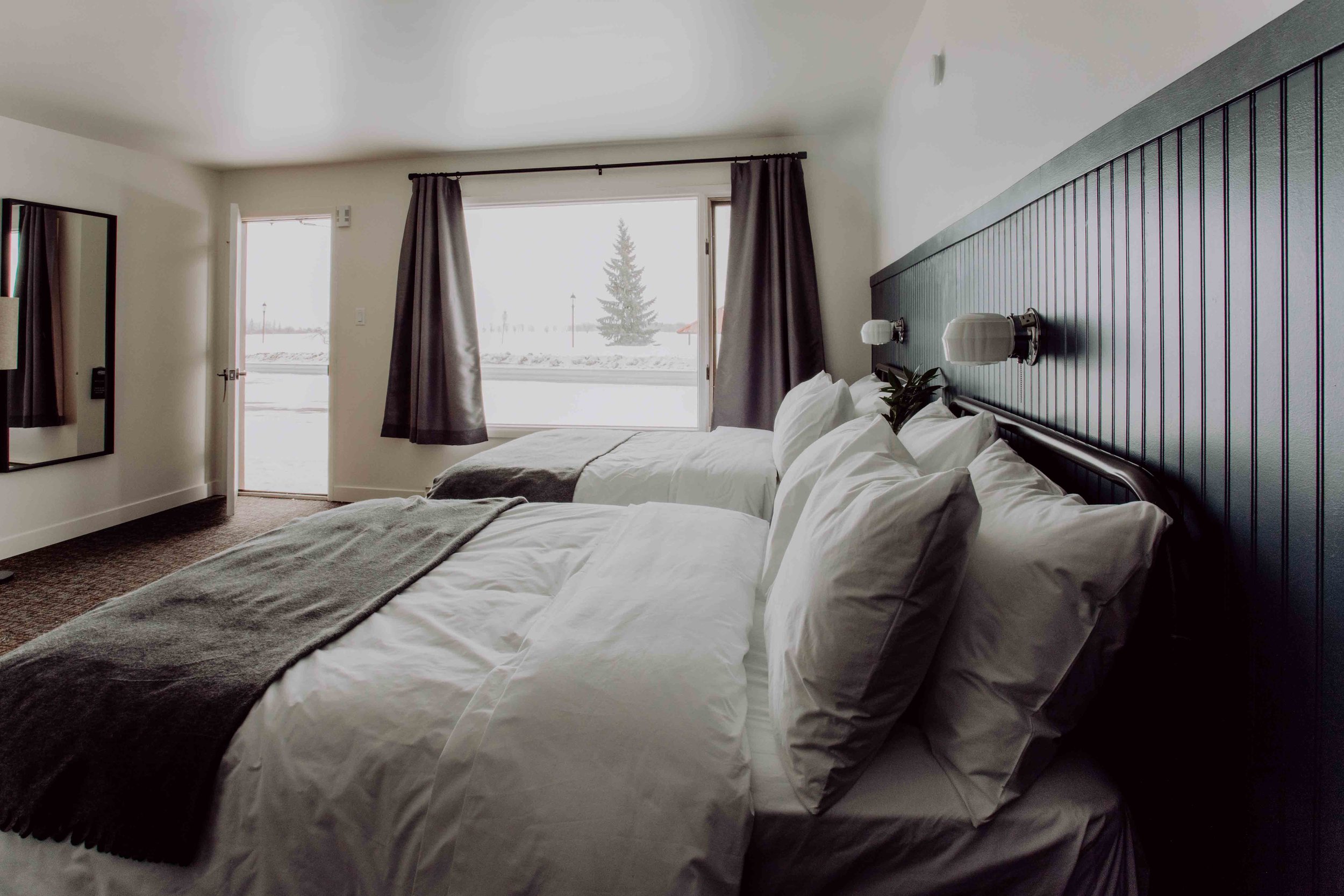 The Bayview Motel Room