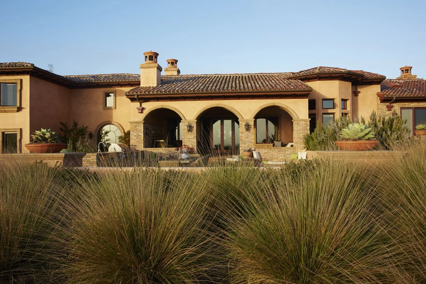 via-laguna-residence_patio-1 .jpg