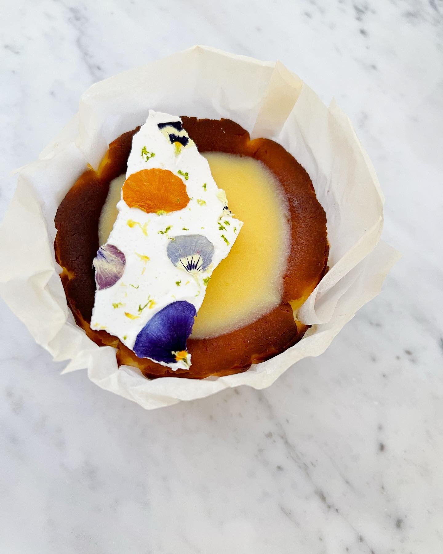 Burnt Basque cheesecake with lemon curd and floral meringue shard.

Just one of 4 beautiful desserts curated and handcrafted by a pastry chef for our Mother&rsquo;s Day high tea box!

Place your order our website for 7th or 8th of May.

#mothersday #