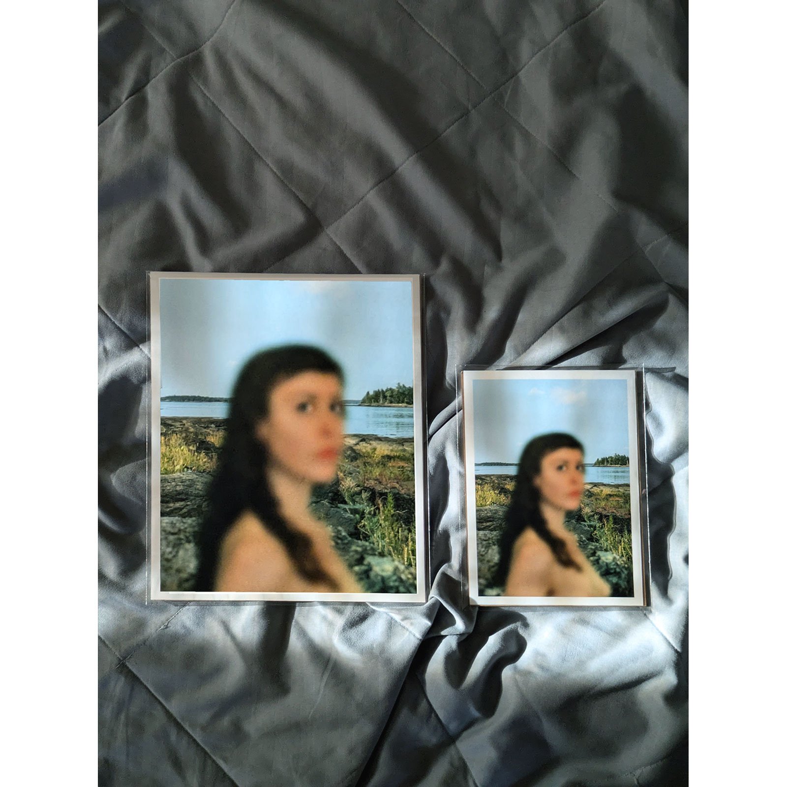 blurry-coast-on-bed.jpg