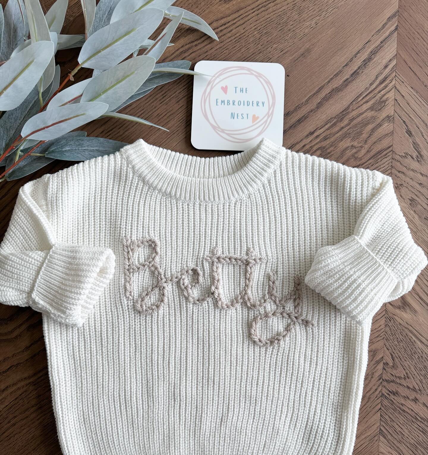 The first part of this sweet sweater is complete. Cream sweater with natural yarn. Look out for part 2 🐝&hellip; 

#babyannouncement #babygift #babynames #babynamesuggestions #babynamesweater #babyshowergift #babysweater #customnamesweater #customsw
