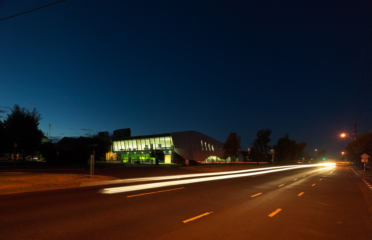 Paul Morgan Architects NMIT Student Centre, Epping exterior