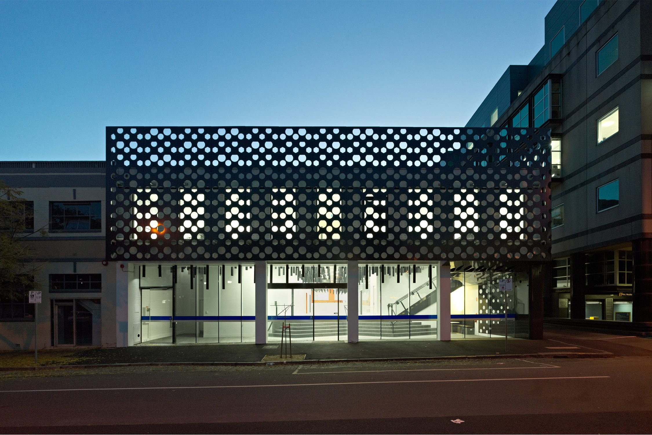 Paul Morgan Architects University of Melbourne, The Centre for Neural Engineering exterior