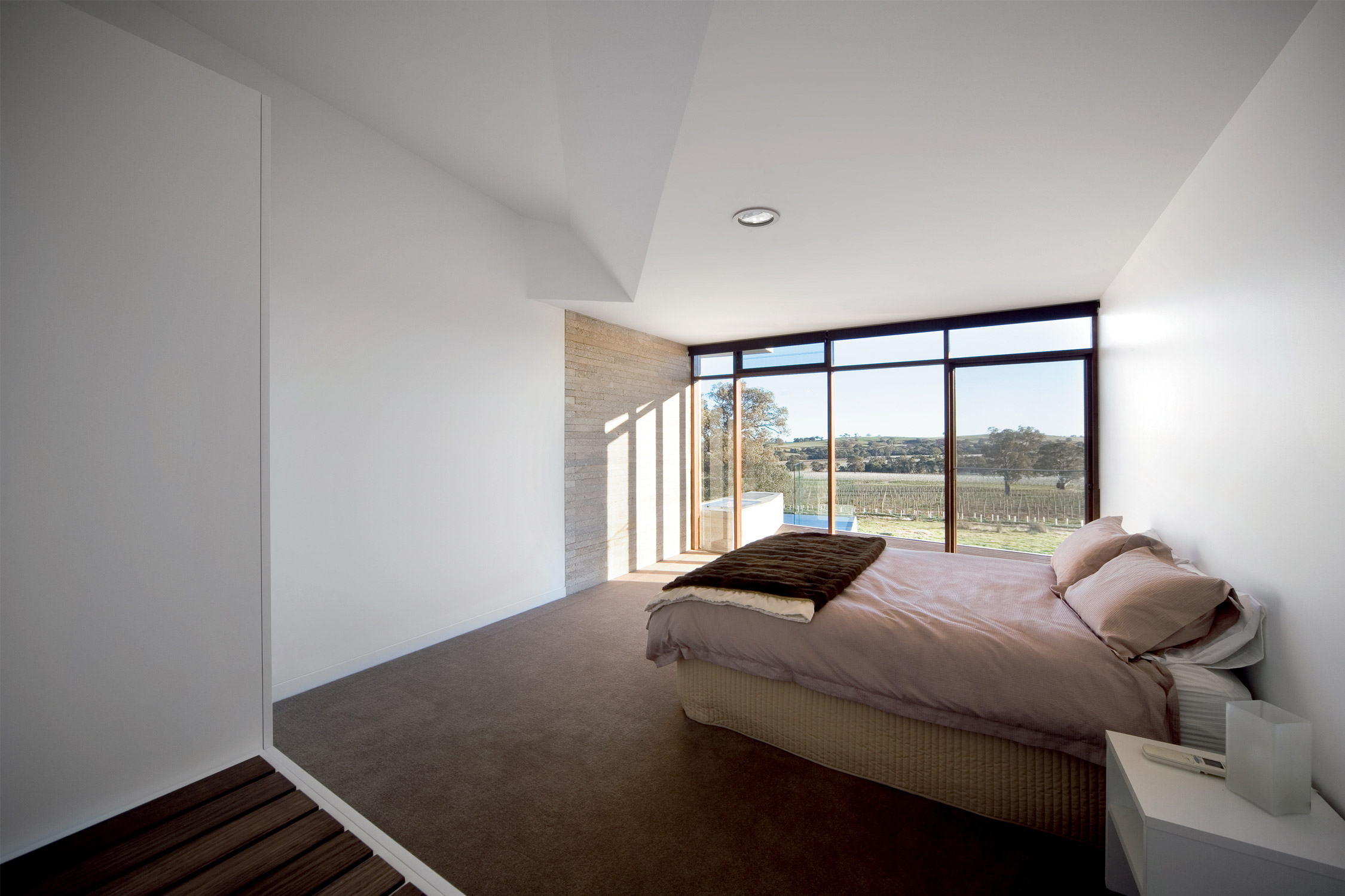 Paul Morgan Architects Avenel House self-sustaining interior bedroom