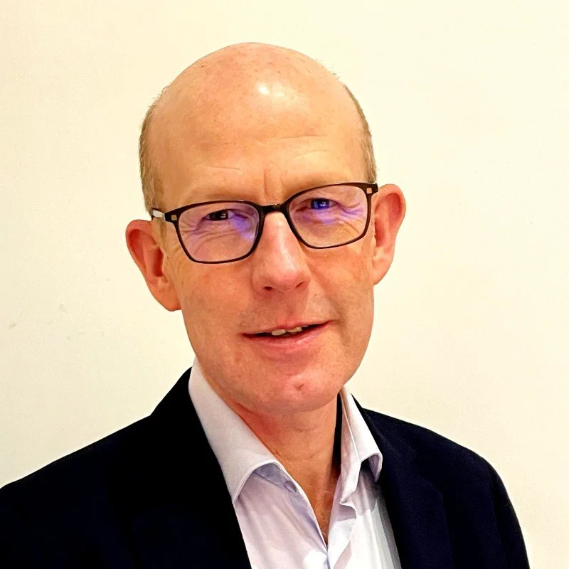 Stephen Vowles joins AJ Bell as CMO