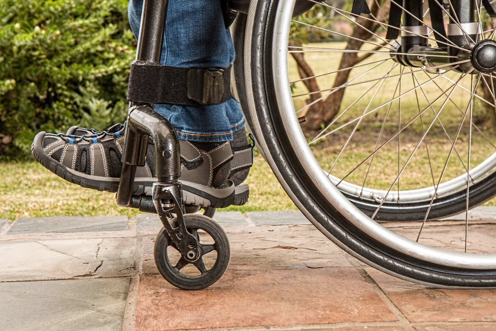 Descuentos y beneficios para viajeros con discapacidad motora