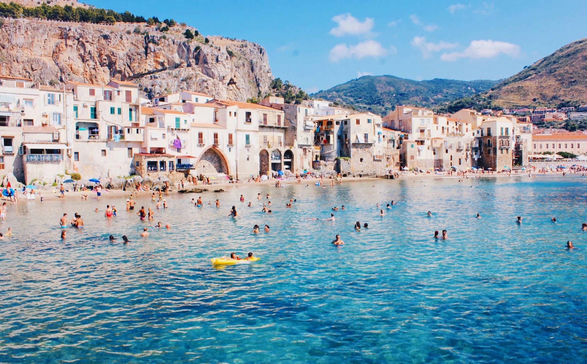 Gobierno italiano pagará boletos aéreos y hoteles a turistas cuando todo mejore